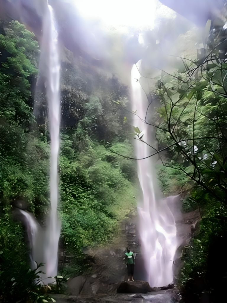 তিনাম ঝর্ণা - আলিকদম উপজেলা