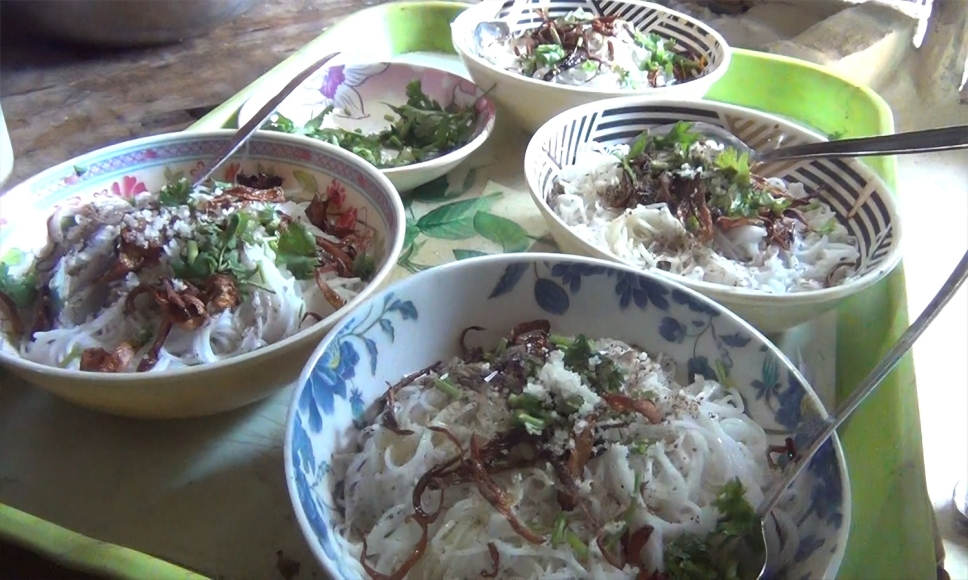 বান্দরবানের সুস্বাদু খাবার মুন্ডি