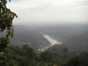 মাতামুহুরী নদী ও পাহাড়ের মিতালি, লামা